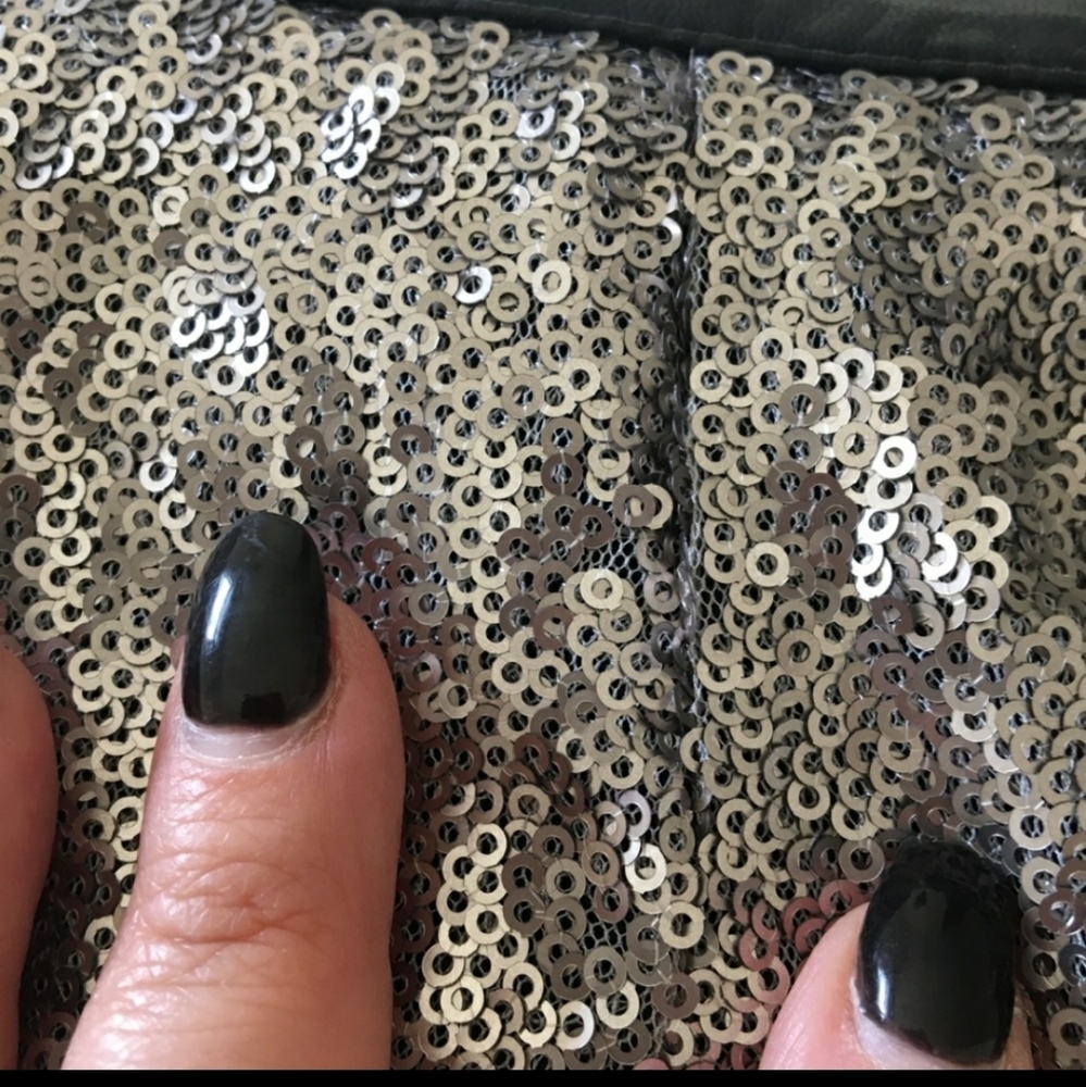 Guess mini skirt, large, silver sequins - Picture 6 of 8